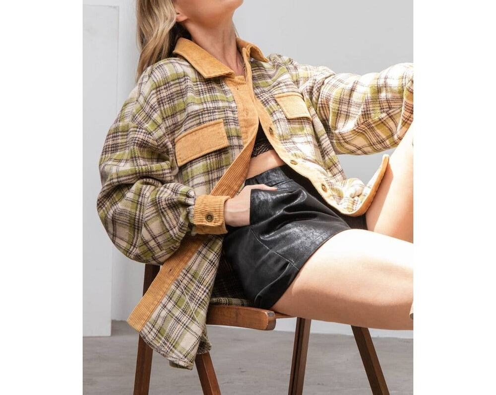 Easel Oversized Plaid Shacket Sage Green Olive Cream Shirt Pocket Jacket Size M